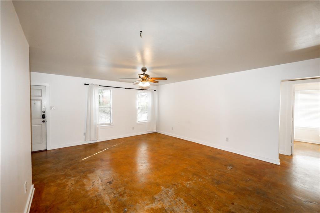 Building Photo - 1305 Lorrain St