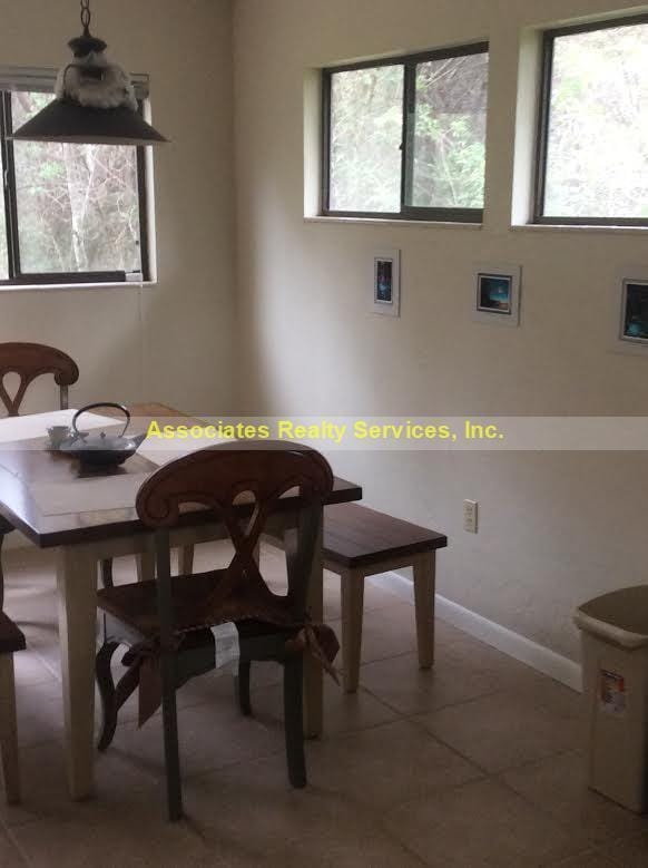 Building Photo - Country Living w/ Lots of Light!!!- Must See