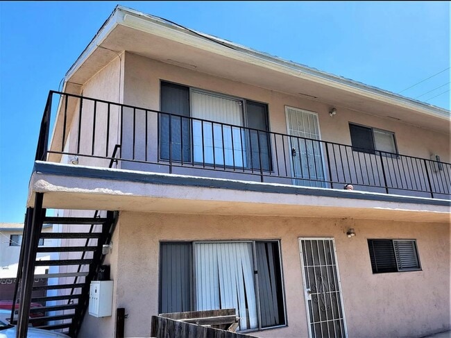 Building Photo - LB1702 (lease only)