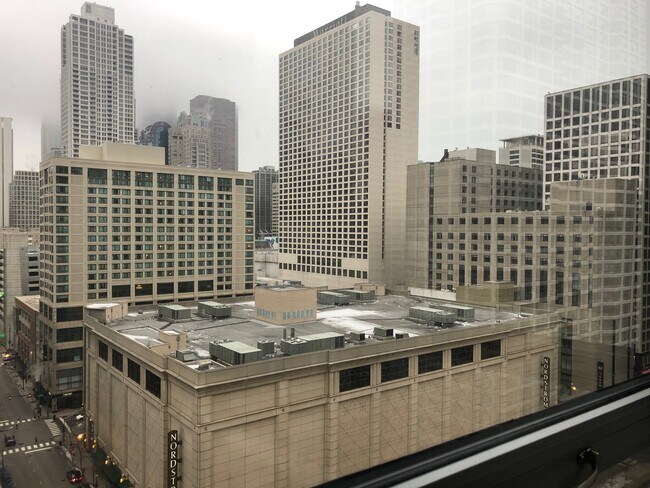 Building Photo - 440 N Wabash Ave