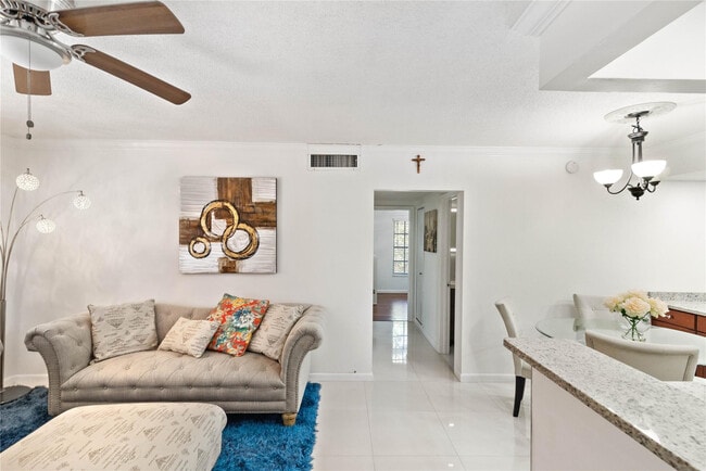 Building Photo - 2151 NE 68th St