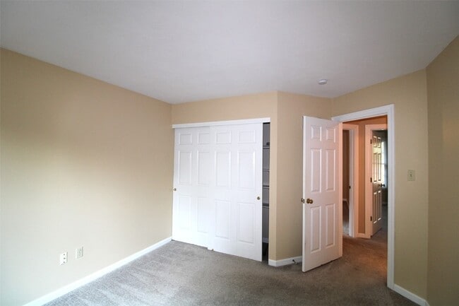 Building Photo - 1647 Wildhorse Pkwy Dr