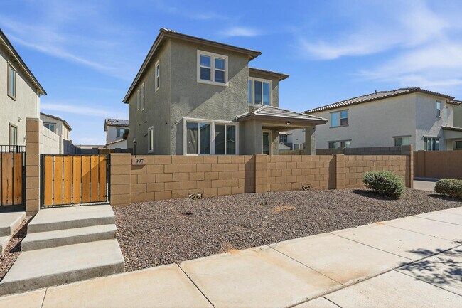 Building Photo - 997 S 150th Dr