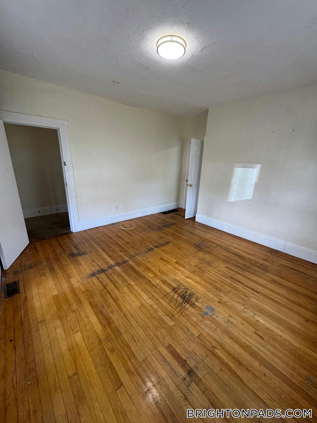 Building Photo - 44 Winship St