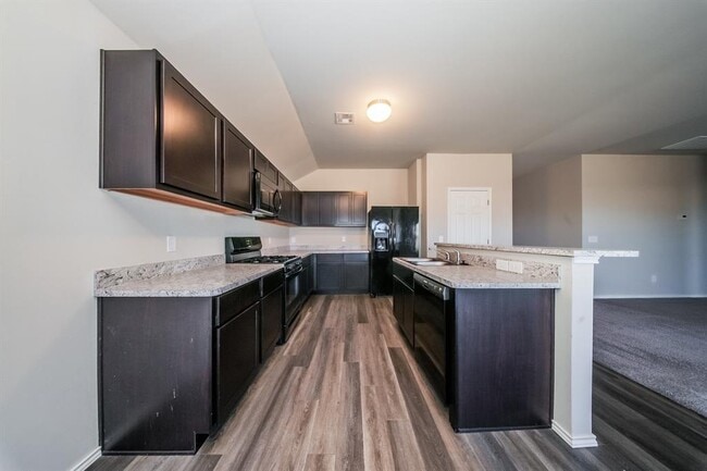 Building Photo - 5211 Mac Rd