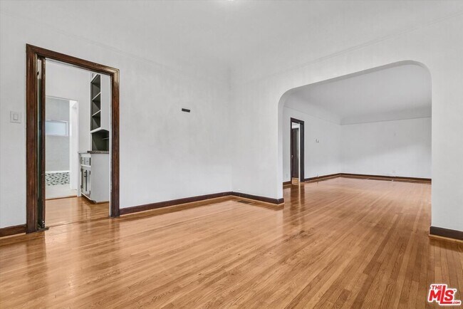 Building Photo - 5112 Edgewood Pl