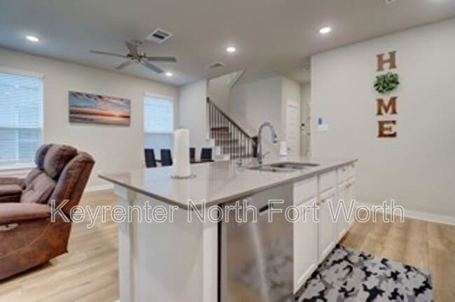 Building Photo - 216 Territory Trl