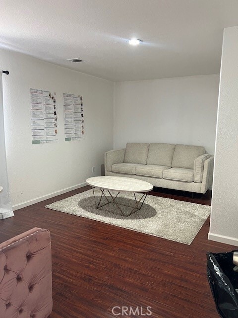 Building Photo - 7653 Phelan Rd