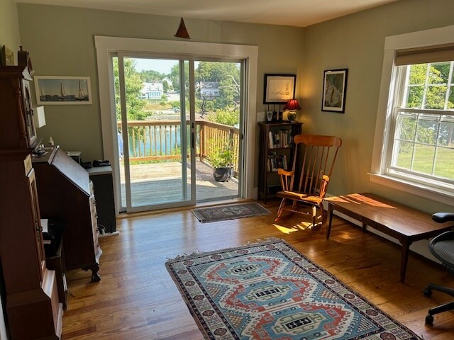 Sunroom/Office - 28 Island Ave