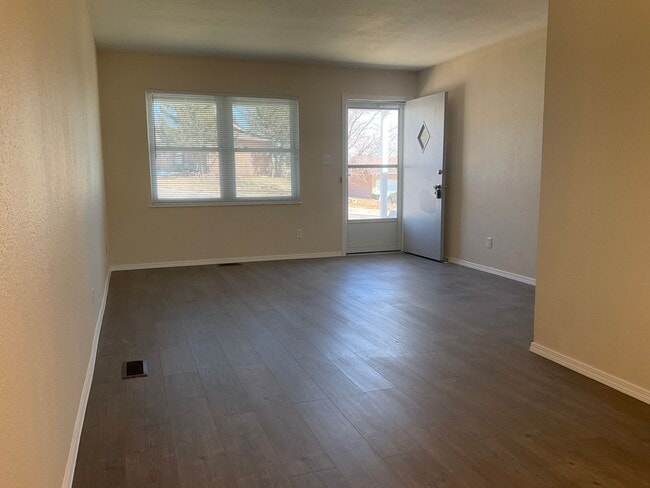 Building Photo - BEAUTIFULLY UPDATED RANCHER WITH FINISHED BASEMENT