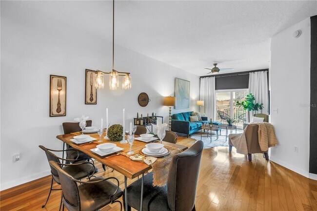 Building Photo - 316 8th St S