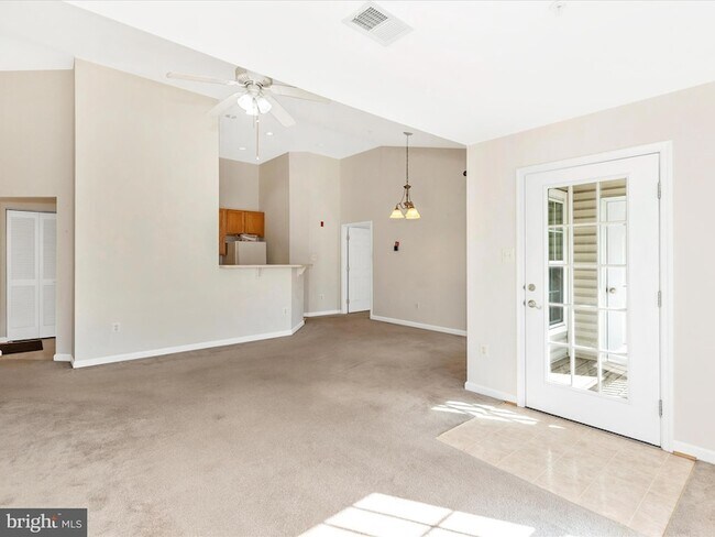 Building Photo - 501 Patton Cir