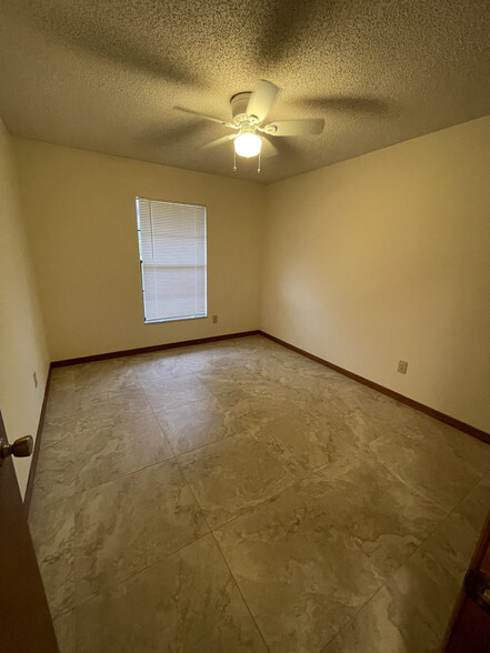 Building Photo - 1523 Elf Stone Ct