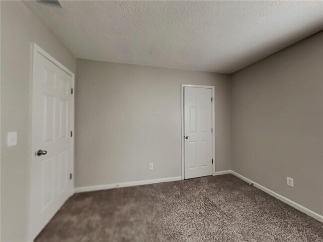 Building Photo - 1621 Heyford Cir NW