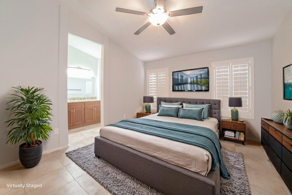 Building Photo - 323 N Ocean Dr