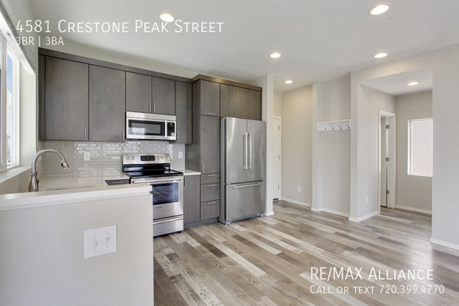 Building Photo - 4581 Crestone Peak St