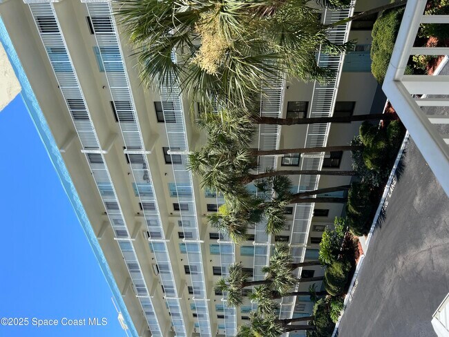 Building Photo - 1050 N Atlantic Ave