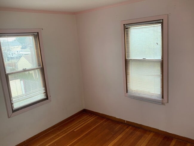 Building Photo - 1310/1312 Williams Blvd