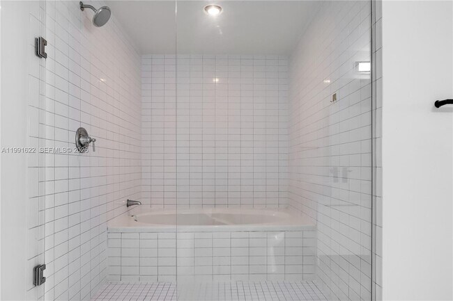 Building Photo - 888 Biscayne Blvd