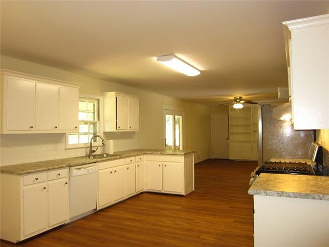 Building Photo - 1740 Samaria Trail