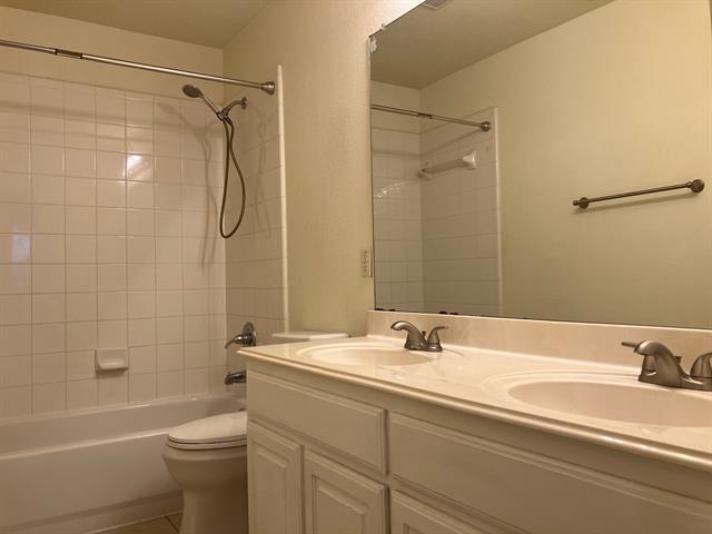 Building Photo - 2616 Quail Hollow Dr