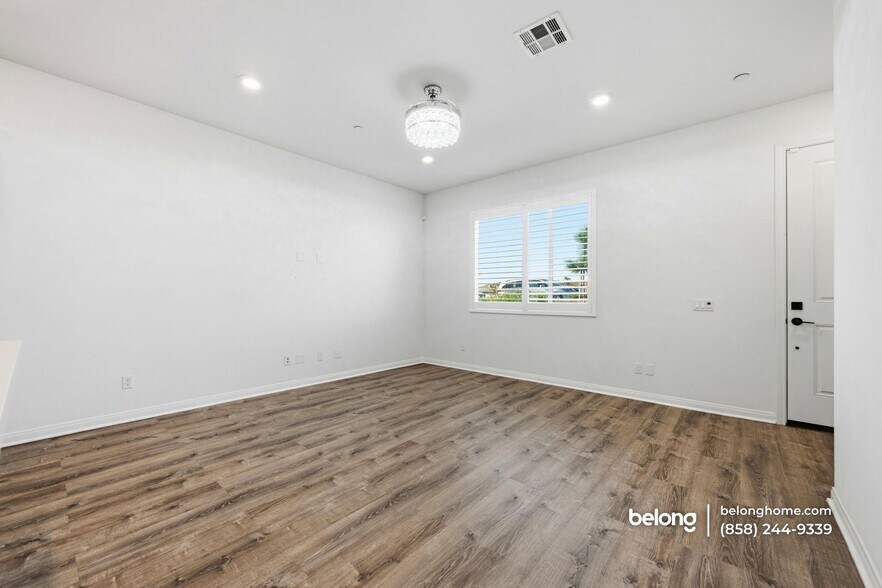 Building Photo - 2182 Bluestone Cir