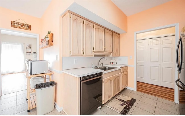 Building Photo - 2529 Countrywood Trce