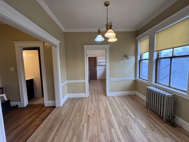 Building Photo - 43-45-45 Cheney St