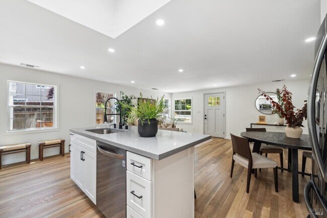 Building Photo - 2188 First Ave