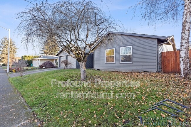 Building Photo - 19300 SW Hennig St