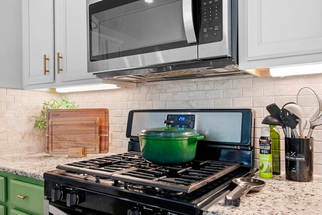 Building Photo - 2133 Windy Grove Dr