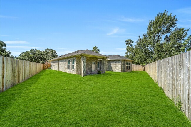 Building Photo - 11955 Pondwood Dr