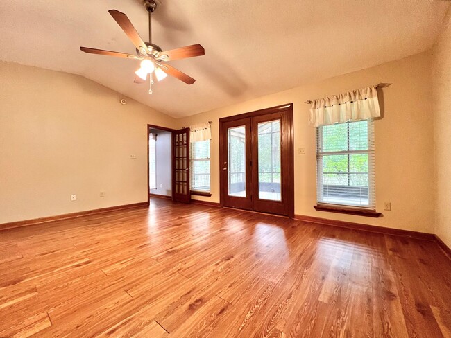 Building Photo - Fabulous house in Avondale on the East side of Tallahassee