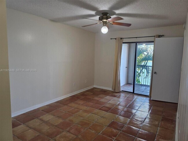 Building Photo - 1500 Jefferson Dr