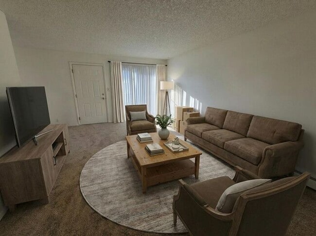 Building Photo - ***1/2 OFF THE FIRST MONTH"S RENT ***MOST UTILITIES INCLUDED***Cute 3 Bdrm, 1 Bath in Loveland