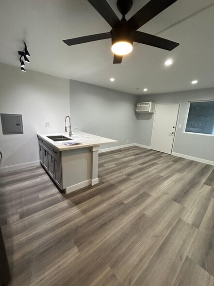 Building Photo - 4660 Kester Ave