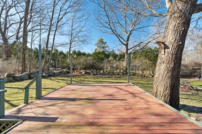 Building Photo - 17 Hillside Rd