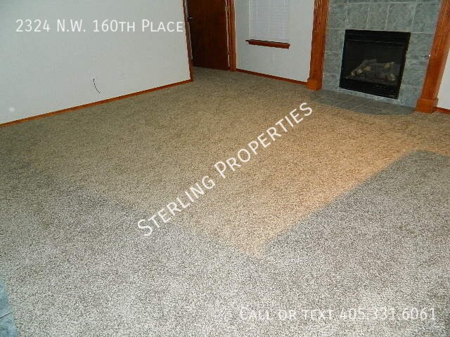 Building Photo - 2324 NW 160th Pl