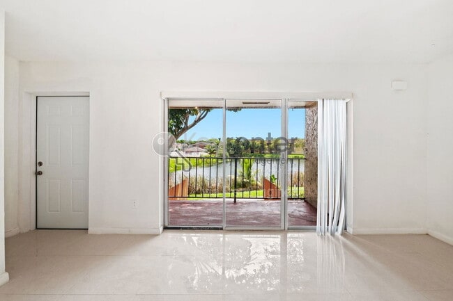 Building Photo - 15685 SW 82nd Cir Ln