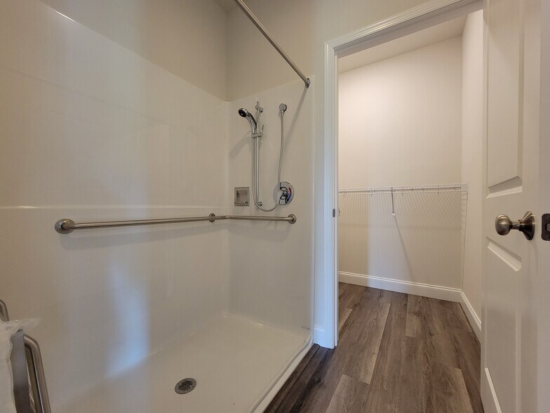 Building Photo - 226 Millard Dr