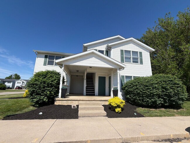 Building Photo - 209 Stonewall Ct
