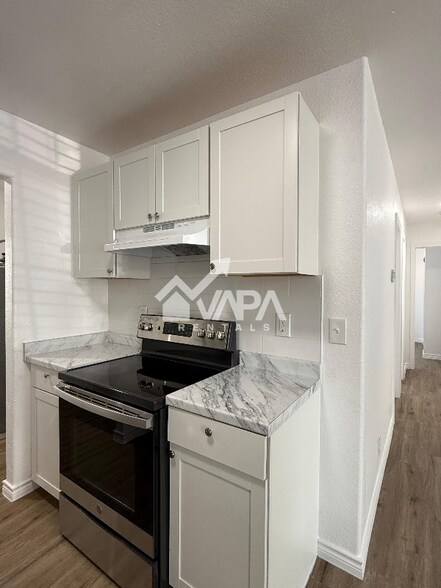 Building Photo - 9846 Alisa Brooke