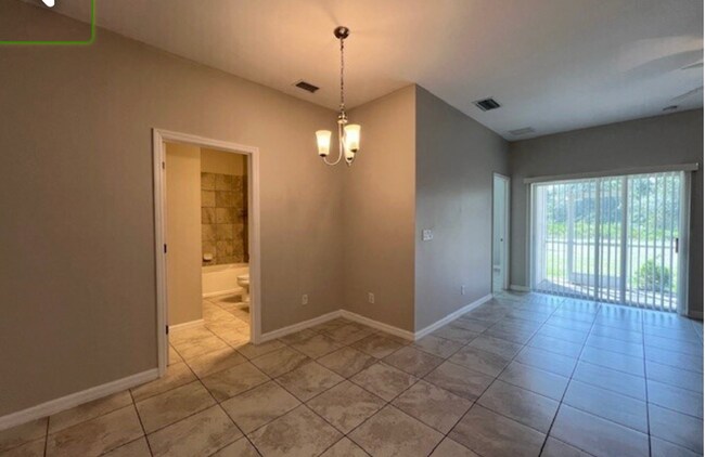 Building Photo - 1039/1043 San Cristobal Ave