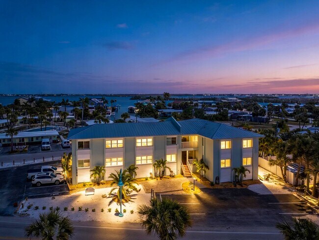Building Photo - 1285 Gulf Blvd