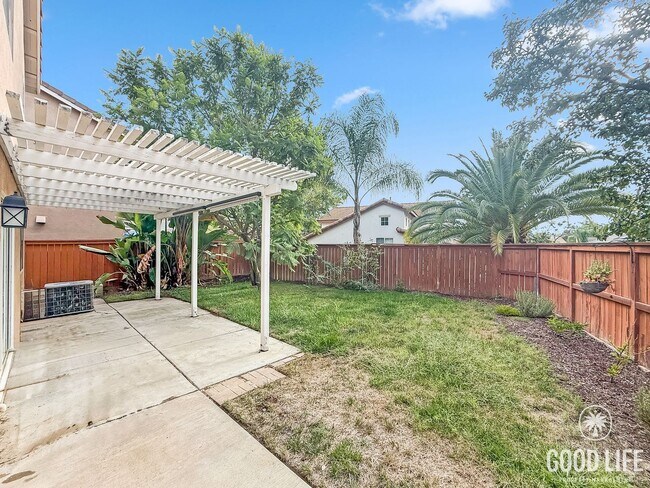 Building Photo - Beautiful 3B/2.5BA Home in Temecula for Rent!