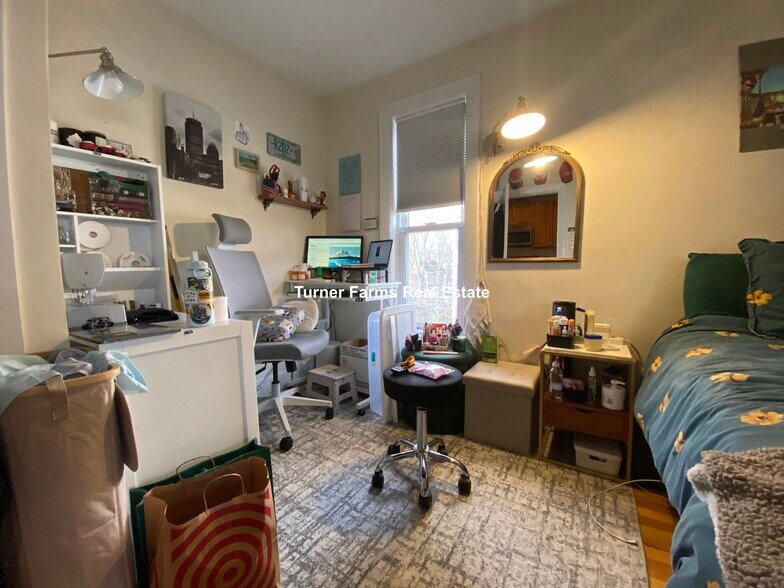 Building Photo - 11 Leverett St