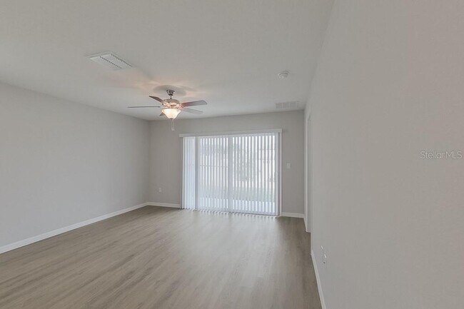 Building Photo - 4455 SW 85 Ln