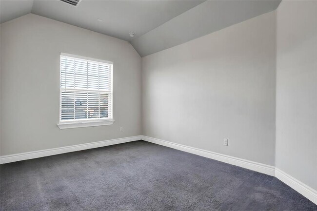 Building Photo - 20105 Cloughmore Ct