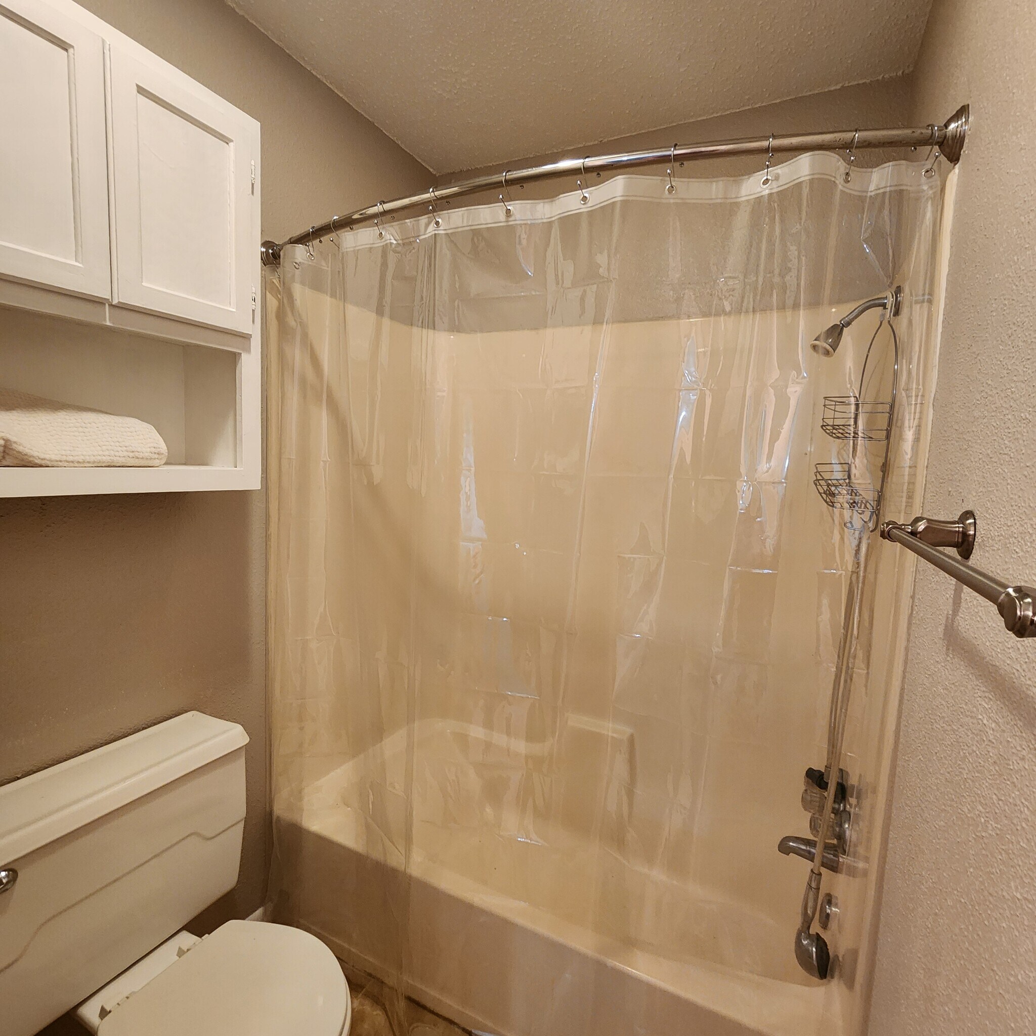 Building Photo - 18171 Meandering Way