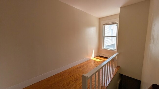 Building Photo - 126 Sullivan St